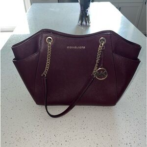 Michael Kors Jet Set Large Saffiano Leather Shoulder Bag